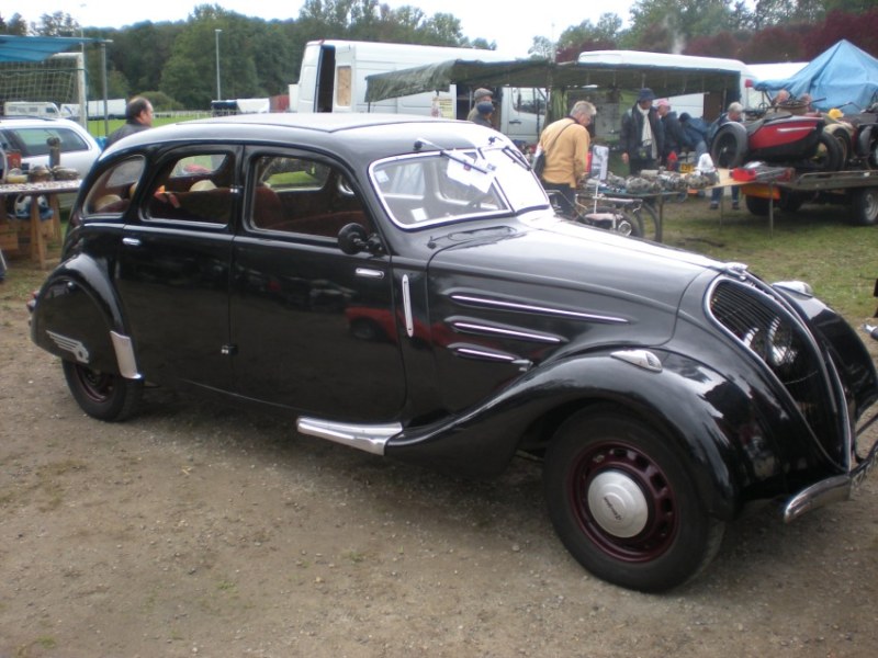 lipsheim_peugeot_402.jpg