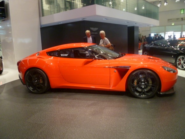 ASTON (2).jpg