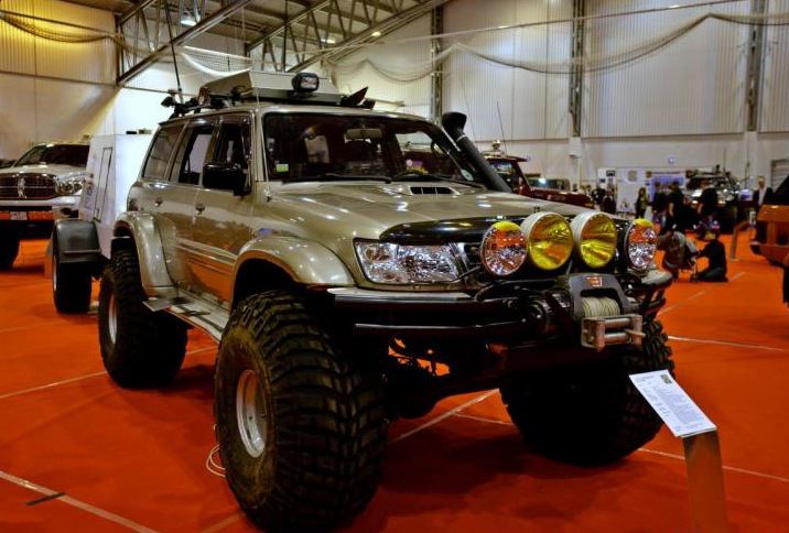 iceland truck.......jpg