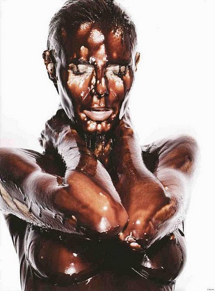 femme choco.jpg
