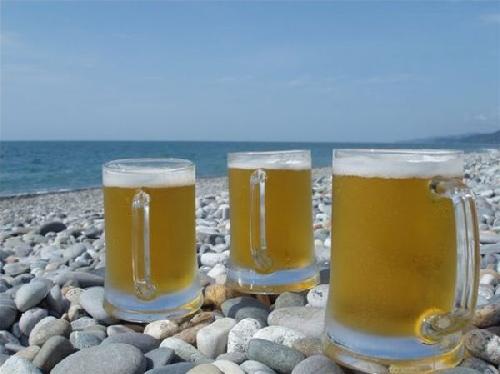 3-blondes-a-la-plage_283.jpg