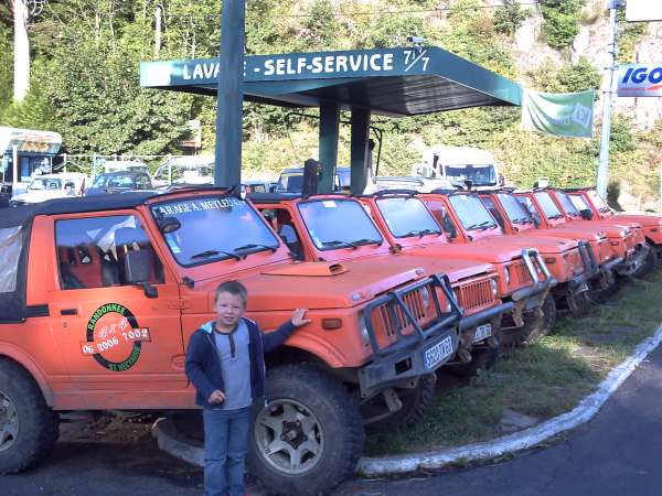 PICT0084-600.jpg