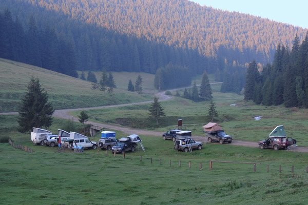 Bivouac aux environs de St Gheorghe forum.jpg