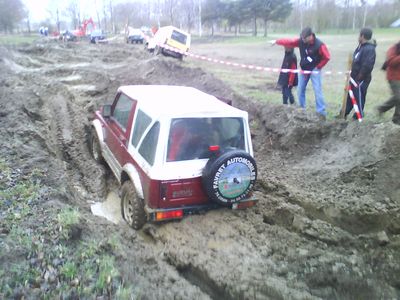 Suzuki trou.jpg